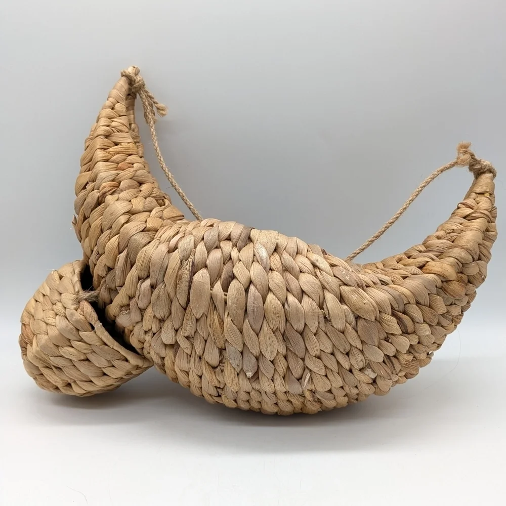 Hanging Tan White Hanging Sloth Basket